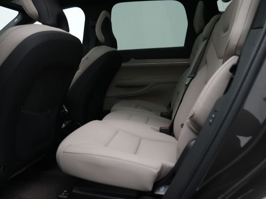 Volvo  EX90 Twin Motor Plus 7p. 111 kWh | Luchtvering | 22" | Bose Sound | Trekhaak | Panoramadak | Head-Up ActivLease financial lease