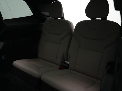 Volvo  EX90 Twin Motor Plus 7p. 111 kWh | Luchtvering | 22" | Bose Sound | Trekhaak | Panoramadak | Head-Up ActivLease financial lease