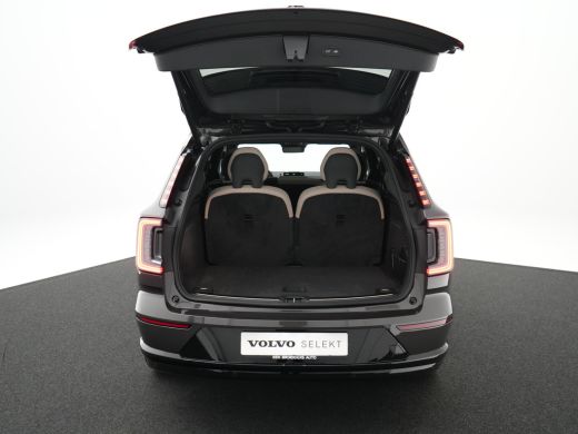 Volvo  EX90 Twin Motor Plus 7p. 111 kWh | Luchtvering | 22" | Bose Sound | Trekhaak | Panoramadak | Head-Up ActivLease financial lease