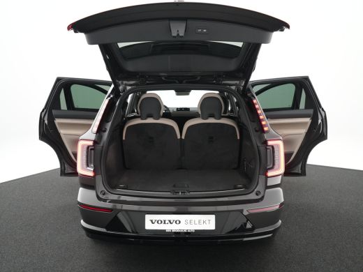 Volvo  EX90 Twin Motor Plus 7p. 111 kWh | Luchtvering | 22" | Bose Sound | Trekhaak | Panoramadak | Head-Up ActivLease financial lease
