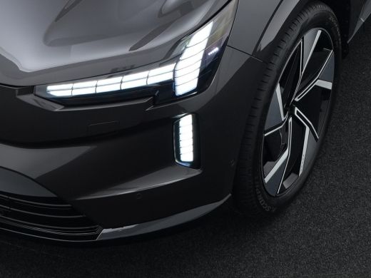 Volvo  EX90 Twin Motor Plus 7p. 111 kWh | Luchtvering | 22" | Bose Sound | Trekhaak | Panoramadak | Head-Up ActivLease financial lease