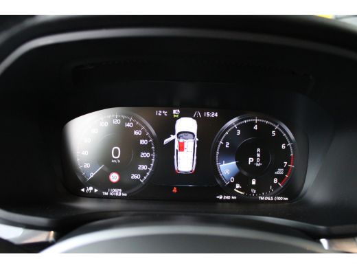 Volvo  V60 2.0 B3 Momentum Advantage | Adaptieve cruise control | Apple carplay & Android auto | Keyless Sta... ActivLease financial lease