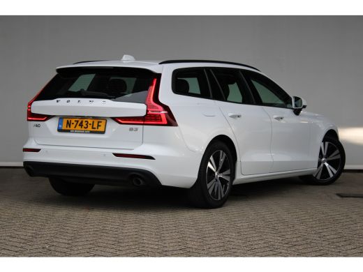 Volvo  V60 2.0 B3 Momentum Advantage | Adaptieve cruise control | Apple carplay & Android auto | Keyless Sta... ActivLease financial lease