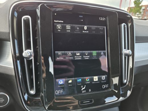 Volvo  XC40 T2 Momentum Business | 19'' | Intellisafe | Keyless | VolvoSelekt! ActivLease financial lease