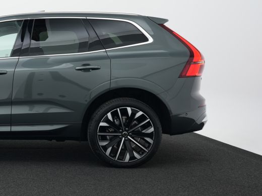 Volvo  XC60 T6 AWD Ultra Dark Luchtvering | 22" LM Velgen | B&W Audio | Trekhaak ActivLease financial lease