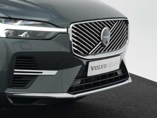 Volvo  XC60 T6 AWD Ultra Dark Luchtvering | 22" LM Velgen | B&W Audio | Trekhaak ActivLease financial lease