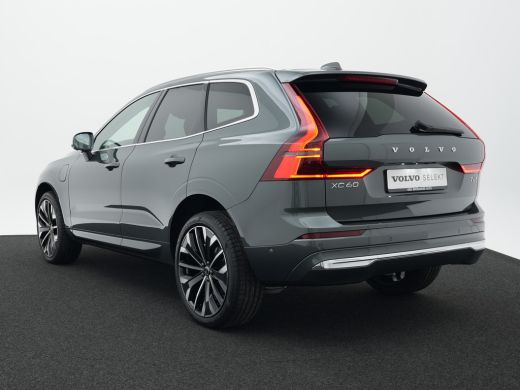 Volvo  XC60 T6 AWD Ultra Dark Luchtvering | 22" LM Velgen | B&W Audio | Trekhaak ActivLease financial lease