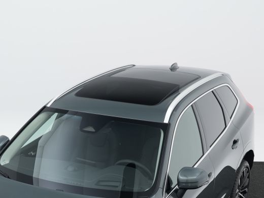 Volvo  XC60 T6 AWD Ultra Dark Luchtvering | 22" LM Velgen | B&W Audio | Trekhaak ActivLease financial lease