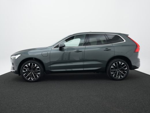 Volvo  XC60 T6 AWD Ultra Dark Luchtvering | 22" LM Velgen | B&W Audio | Trekhaak ActivLease financial lease