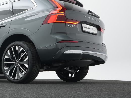 Volvo  XC60 T6 AWD Ultra Dark Luchtvering | 22" LM Velgen | B&W Audio | Trekhaak ActivLease financial lease