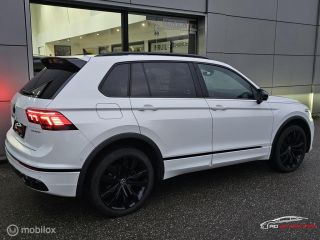Volkswagen Tiguan 1.4 TSI eHybrid R-Line Panorama/Leder/HUD/Black style