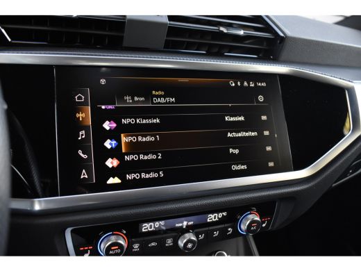 Audi Q3 45 TFSI e S Line | 360 Camera | Lederen Bekleding | Black Optic | Sfeerverlichting | 3X S-Line | ... ActivLease financial lease