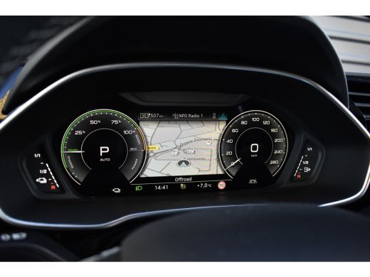 Audi Q3 45 TFSI e S Line | 360 Camera | Lederen Bekleding | Black Optic | Sfeerverlichting | 3X S-Line | ... ActivLease financial lease