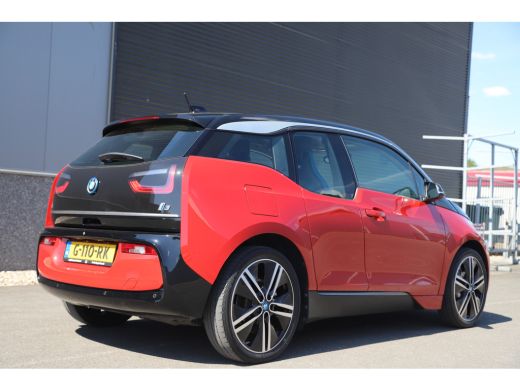 BMW i3 Executive 120Ah 42 kWh/Carplay/W-pomp/Camera/3-fase/20"/Led ActivLease financial lease