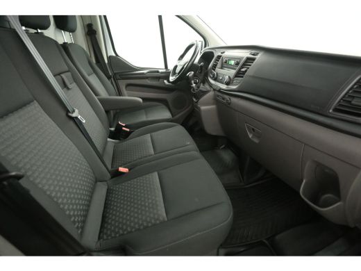 Ford Transit Custom 280 2.0 TDCI L1H1 Trend | Airco | Cruise | 3-Zits | Parkeersens. | Stoelverw. | Trekhaak ActivLease financial lease