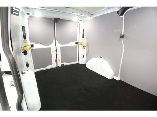 Ford Transit Custom 280 2.0 TDCI L1H1 Trend | Airco | Cruise | 3-Zits | Parkeersens. | Stoelverw. | Trekhaak ActivLease financial lease