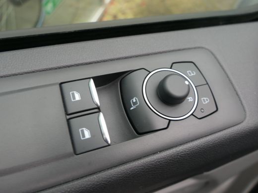 Ford Transit Custom 300 2.0 TDCI 170pk Automaat L2H1 Limited | Elektrisch Inklapbare Trekhaak | 360 Camera | Driver A... ActivLease financial lease