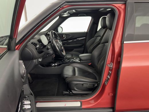 Mini Clubman 2.0 Cooper S ALL4 Premier Plus JCW (INCL-BTW) Aut * PANO | LUXURY-LEATHER | FULL-LED | HEATED-SPO... ActivLease financial lease