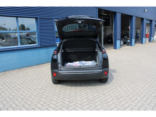 Peugeot e-2008 GT - Electric | Advanced Active Safety Brake met camera en radar | Climate Control | Elektrisch v... ActivLease financial lease