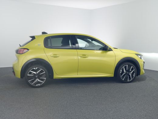 Peugeot e-208 GT | 8 jaar fabrieksgarantie of 160.000 kilometer op het accupakket | Adaptieve cruise control me... ActivLease financial lease