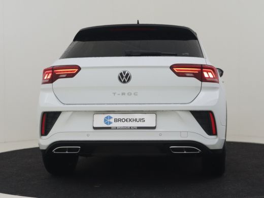 Volkswagen T-Roc R-Line 150pk DSG/AUTO | Trekhaak | Park assist | Adaptief cruise control | Camera achter | Naviga... ActivLease financial lease