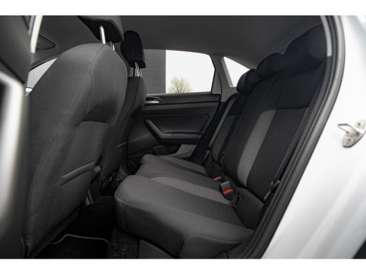 Volkswagen Taigo 1.0 95PK TSI Life | Achteruitrijcamera | Airco | Buitenspiegels elektrisch verstel- en verwarmbaar ActivLease financial lease