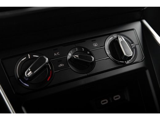 Volkswagen Taigo 1.0 95PK TSI Life | Achteruitrijcamera | Airco | Buitenspiegels elektrisch verstel- en verwarmbaar ActivLease financial lease