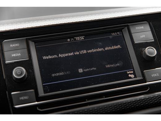 Volkswagen Taigo 1.0 95PK TSI Life | Achteruitrijcamera | Airco | Buitenspiegels elektrisch verstel- en verwarmbaar ActivLease financial lease