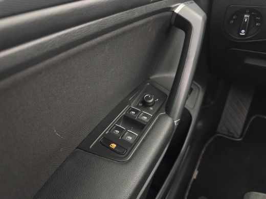 Volkswagen Tiguan Allspace 1.5 TSI R-line Highline Business (7-Pers.) (INCL-BTW) Aut * PANO | NAVI-FULLMAP | XENON | ALCANTA... ActivLease financial lease