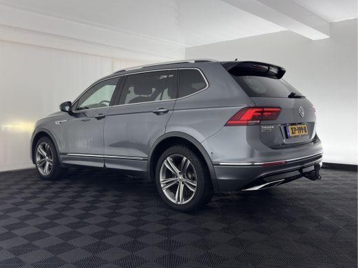Volkswagen Tiguan Allspace 1.5 TSI R-line Highline Business (7-Pers.) (INCL-BTW) Aut * PANO | NAVI-FULLMAP | XENON | ALCANTA... ActivLease financial lease