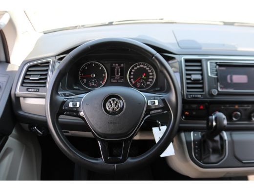 Volkswagen Transporter 2.0 TDI L2 H1 150pk DC 4-Motion Automaat Airco Led Trekhaak Camera ActivLease financial lease