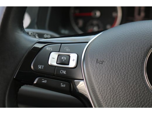 Volkswagen Transporter 2.0 TDI L2 H1 150pk DC 4-Motion Automaat Airco Led Trekhaak Camera ActivLease financial lease