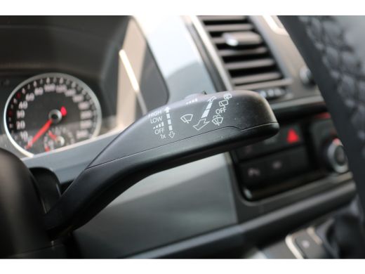 Volkswagen Transporter 2.0 TDI L2 H1 150pk DC 4-Motion Automaat Airco Led Trekhaak Camera ActivLease financial lease