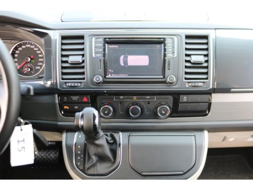 Volkswagen Transporter 2.0 TDI L2 H1 150pk DC 4-Motion Automaat Airco Led Trekhaak Camera ActivLease financial lease