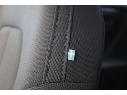 Volvo  EX40 Single Motor 238PK Business Edition 70kWh Driver Assist Pack | Climate Pack |  19" 5-spaaks gloss... ActivLease financial lease