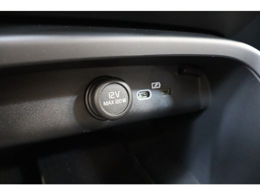 Volvo  EX40 Single Motor 238PK Business Edition 70kWh Driver Assist Pack | Climate Pack |  19" 5-spaaks gloss... ActivLease financial lease