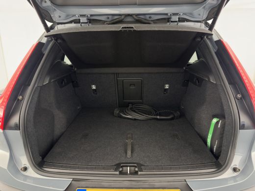 Volvo  XC40 Recharge Twin Plus (3-Fase) {SOH-91%} (INCL-BTW) Aut *LEATHER-ALCANTARA | DIGI-COCKPIT | FULL-LED... ActivLease financial lease