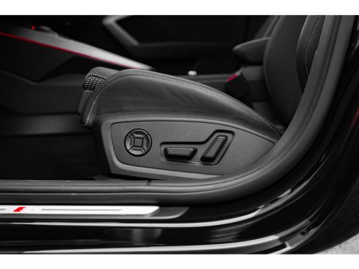 Audi A3 Sportback 30 TFSI S edition Camera achter | Trekhaak | Elek. stoel | Stoelverw. voor | Matrix LED... ActivLease financial lease