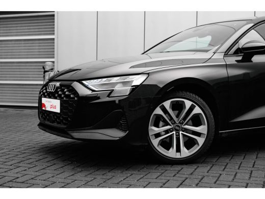 Audi A3 Sportback 30 TFSI S edition Camera achter | Trekhaak | Elek. stoel | Stoelverw. voor | Matrix LED... ActivLease financial lease