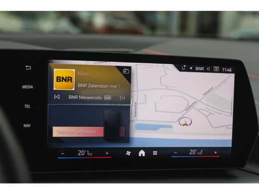 BMW 1 Serie 120 M Sport Automaat / Sportstoelen / Achteruitrijcamera / M Adaptief onderstel / Comfort Access ... ActivLease financial lease