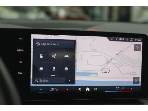 BMW 1 Serie 120 M Sport Automaat / Sportstoelen / Achteruitrijcamera / M Adaptief onderstel / Comfort Access ... ActivLease financial lease