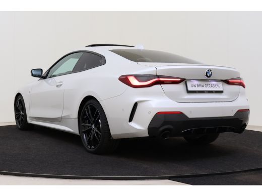 BMW 4 Serie Coup&eacute; 430i High Executive M Sport Automaat / Schuif-kanteldak / M Adaptief onderstel / Laserlight... ActivLease financial lease