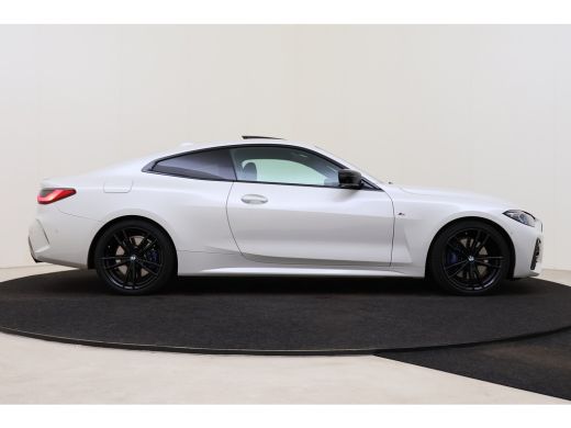 BMW 4 Serie Coup&eacute; 430i High Executive M Sport Automaat / Schuif-kanteldak / M Adaptief onderstel / Laserlight... ActivLease financial lease