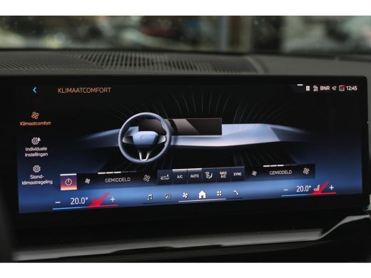 BMW 5 Serie Touring 530e M Sport Automaat / Panoramadak / Trekhaak / Achteruitrijcamera / M Sportonderstel / ... ActivLease financial lease