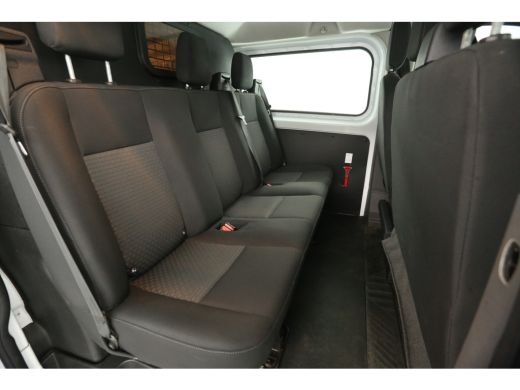 Ford Transit Custom 300 2.0 TDCI L2H1 | DC | Airco | Cruise | Carplay | Trekh. | Navi | Parkeersens. ActivLease financial lease