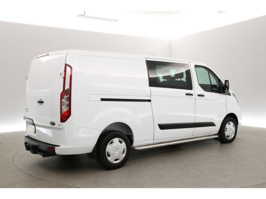 Ford Transit Custom 300 2.0 TDCI L2H1 | DC | Airco | Cruise | Carplay | Trekh. | Navi | Parkeersens. ActivLease financial lease