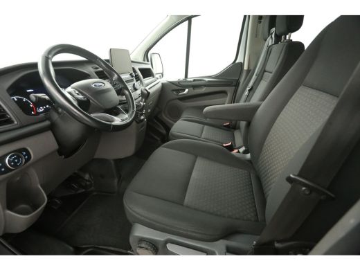 Ford Transit Custom 300 2.0 TDCI L2H1 | DC | Airco | Cruise | Carplay | Trekh. | Navi | Parkeersens. ActivLease financial lease