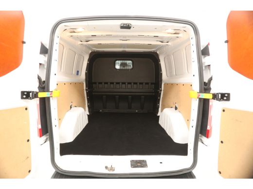 Ford Transit Custom 300 2.0 TDCI L2H1 | DC | Airco | Cruise | Carplay | Trekh. | Navi | Parkeersens. ActivLease financial lease
