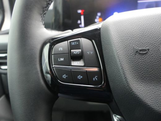 Ford Transit Custom 320 2.0 TDCI 136pk Automaat L2H1 Limited DC Dubbele Cabine | Trekhaak | 6-Persoons ! | Stoelverwa... ActivLease financial lease