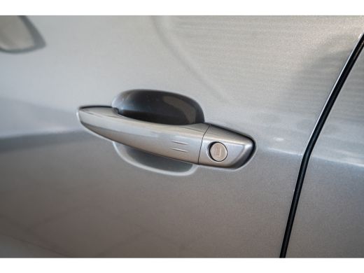 Jeep Avenger 1.2 e-Hybrid Summit | Navigatie | Camera | Keyless | El. Achterklep | Stoelverwarming | Climate C... ActivLease financial lease